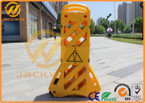 Portable Max 3.9 Meters Expandable Plastic Barricade Yellow Color